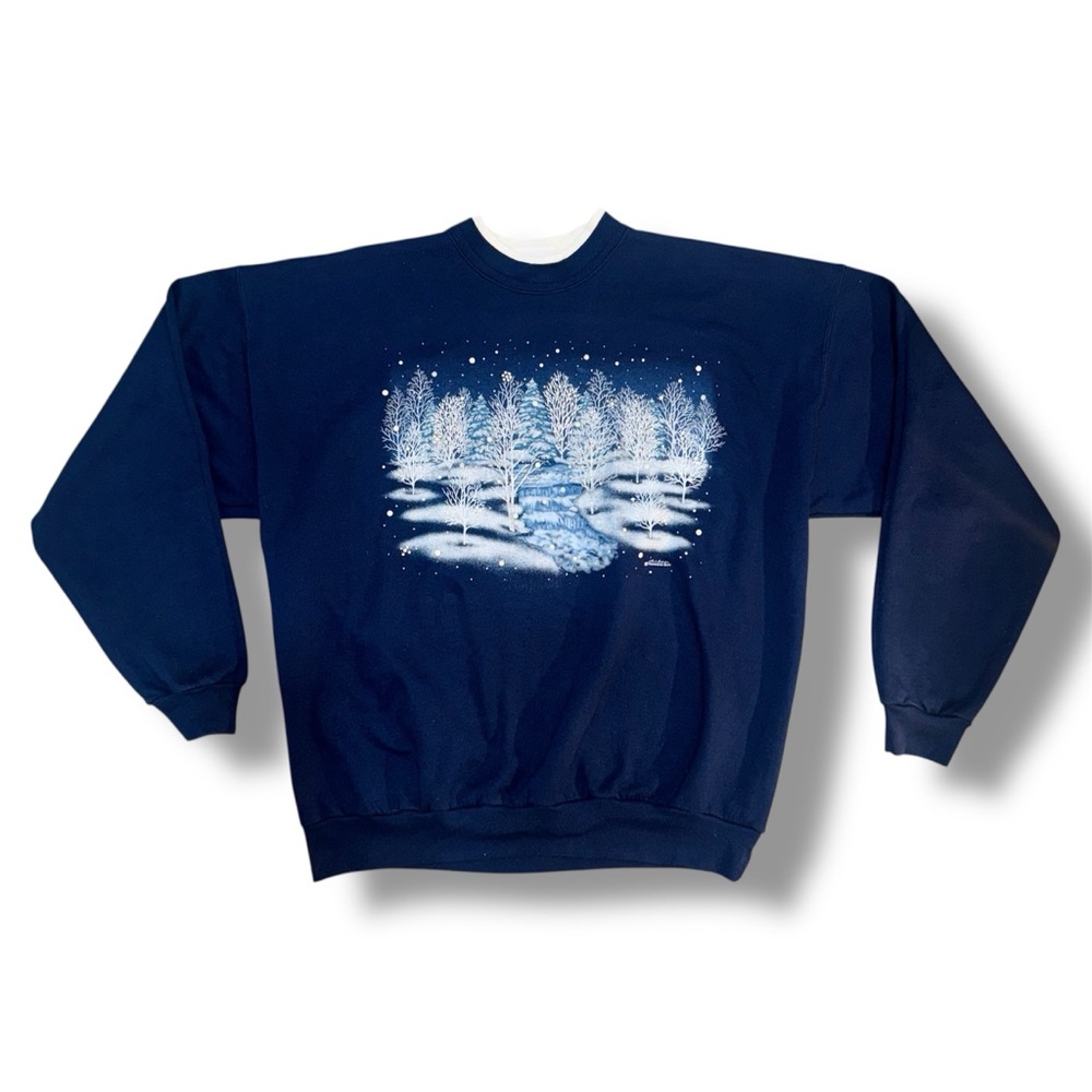 Navy blue vintage crewneck sweatshirt with white Christmas tree design